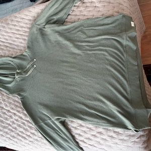 Green LLBean waffle hoodie sz L